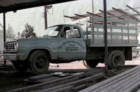 1975 Primera Camioneta De Reparto